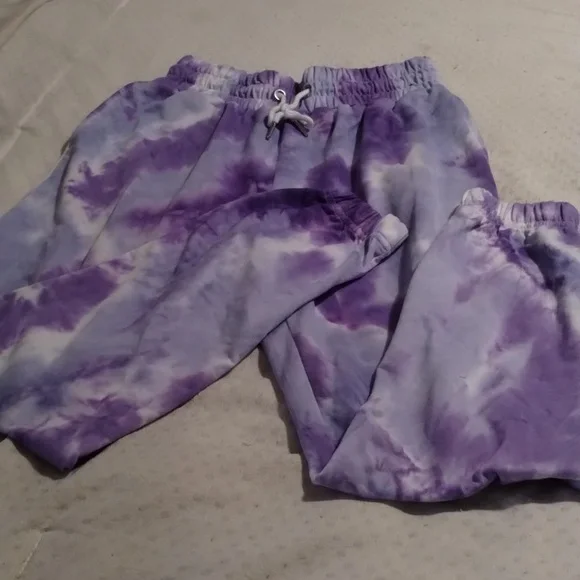 Refuge by Charlotte Russe tie dye sweatsuit - Picture 5 of 10